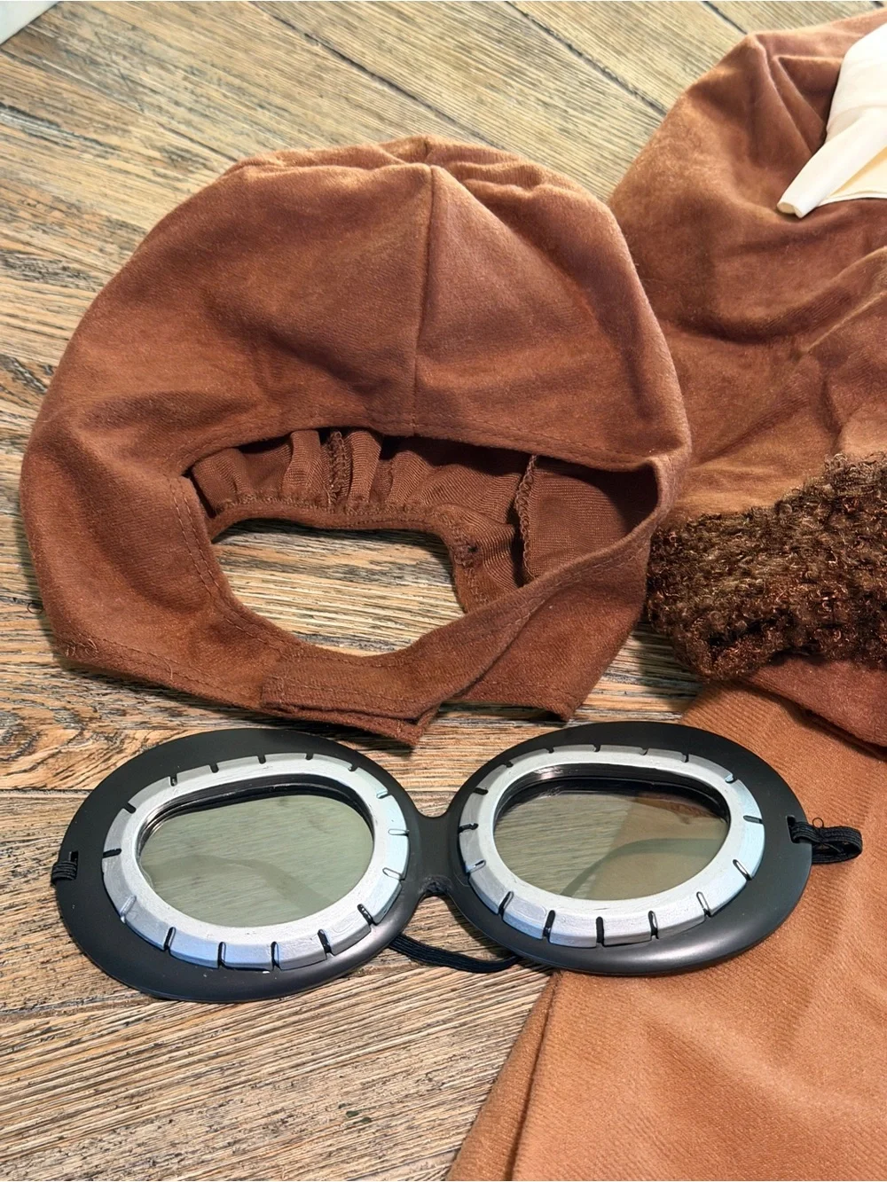 California Costumes all pieces